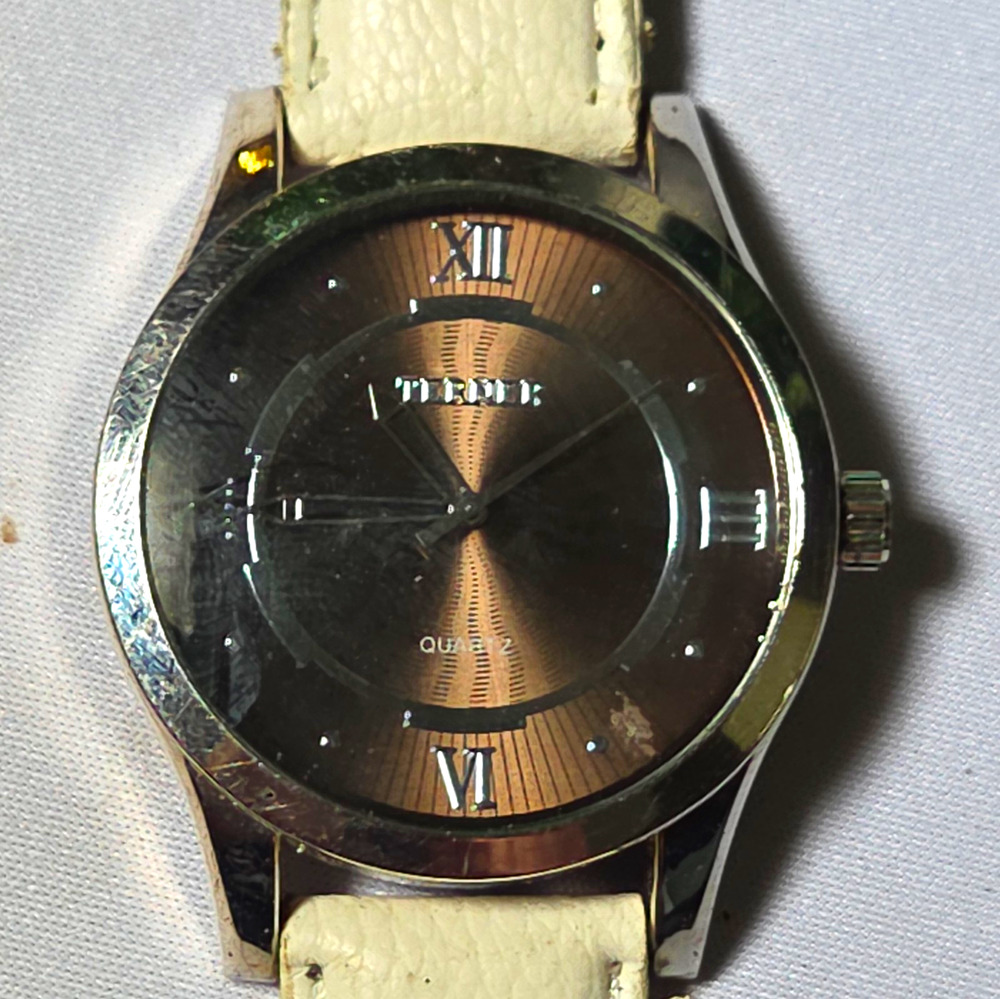 Terner Women’s Quartz Analog Wristwatch Brown Sunburst Dial Roman White Leather